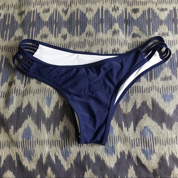 Cupshe Amethyst halter bikini - Picture 8 of 10